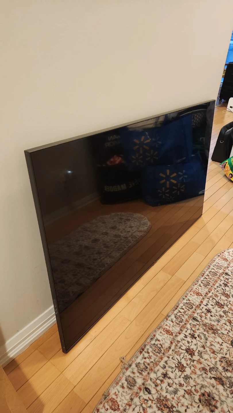 Black Flat Screen TV - photo 2