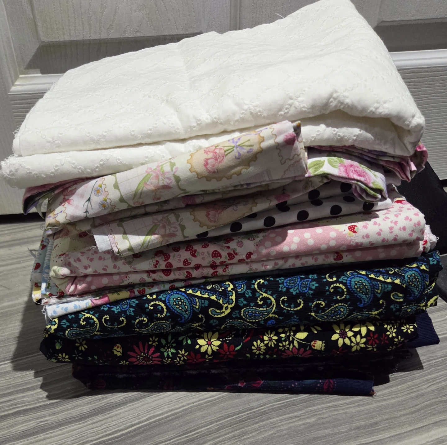 Bundle of assorted fabrics