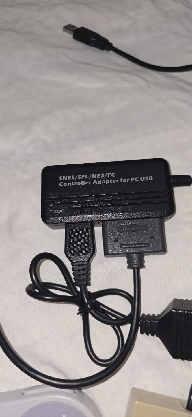 NES & SNES controllers & pc adapter - photo 3