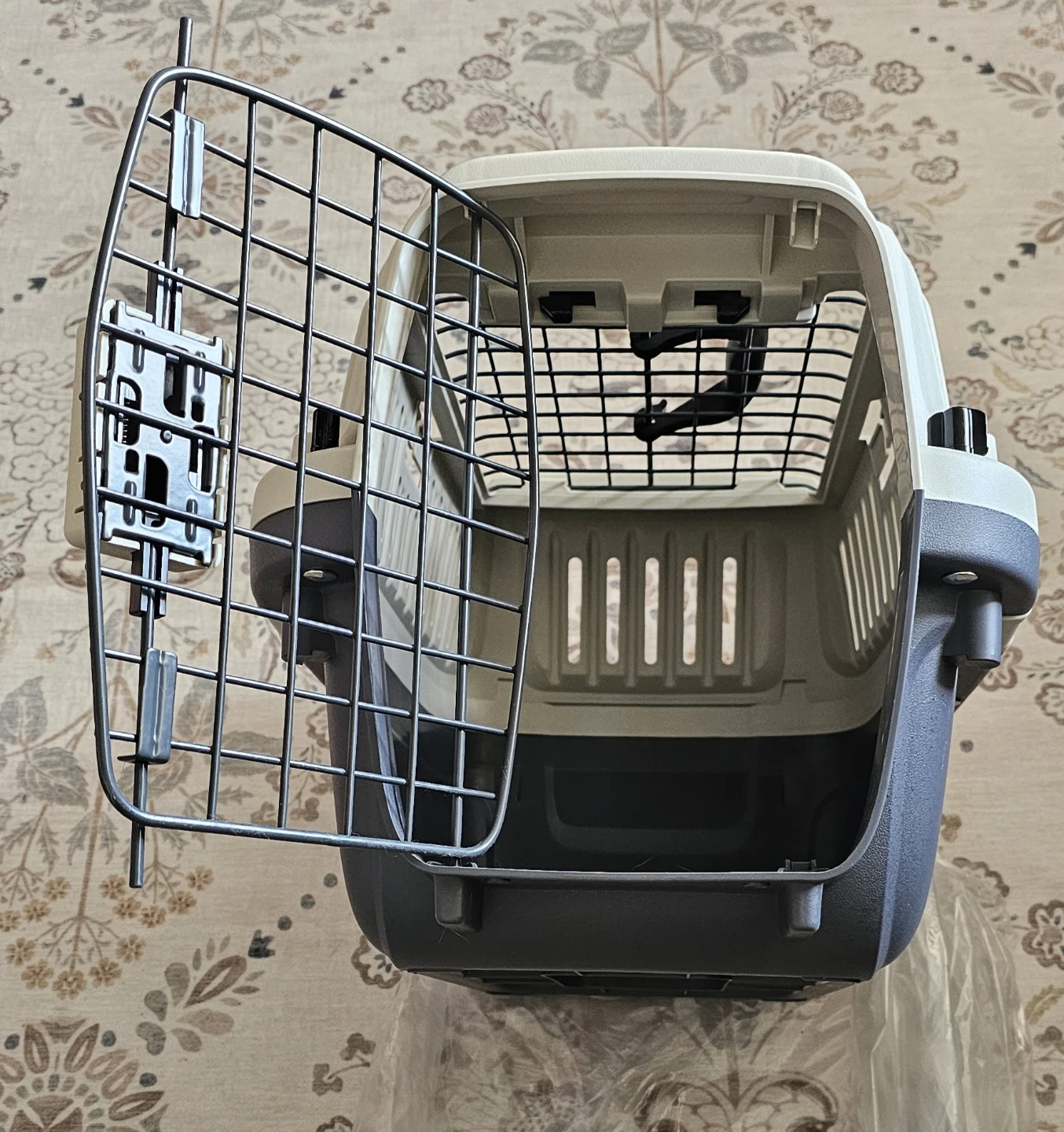 Essentials 2-Door Top-Load Pet Carrier (Small Dogs / Cats) - photo 3
