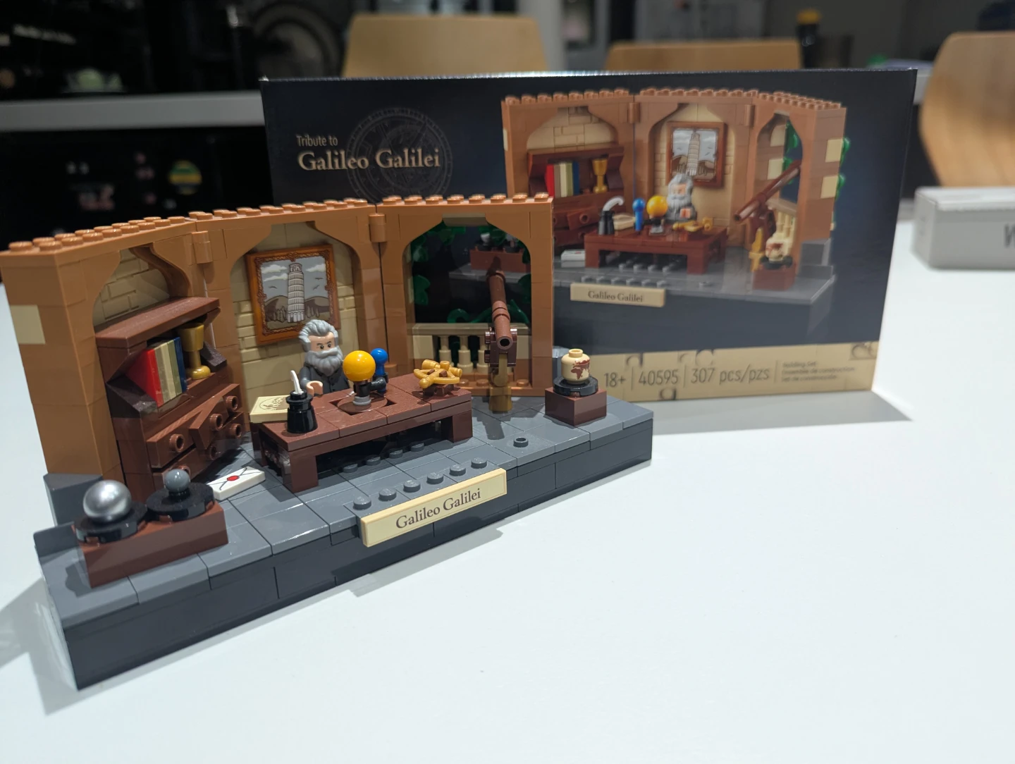 LEGO Ideas Tribute to Galileo Galilei