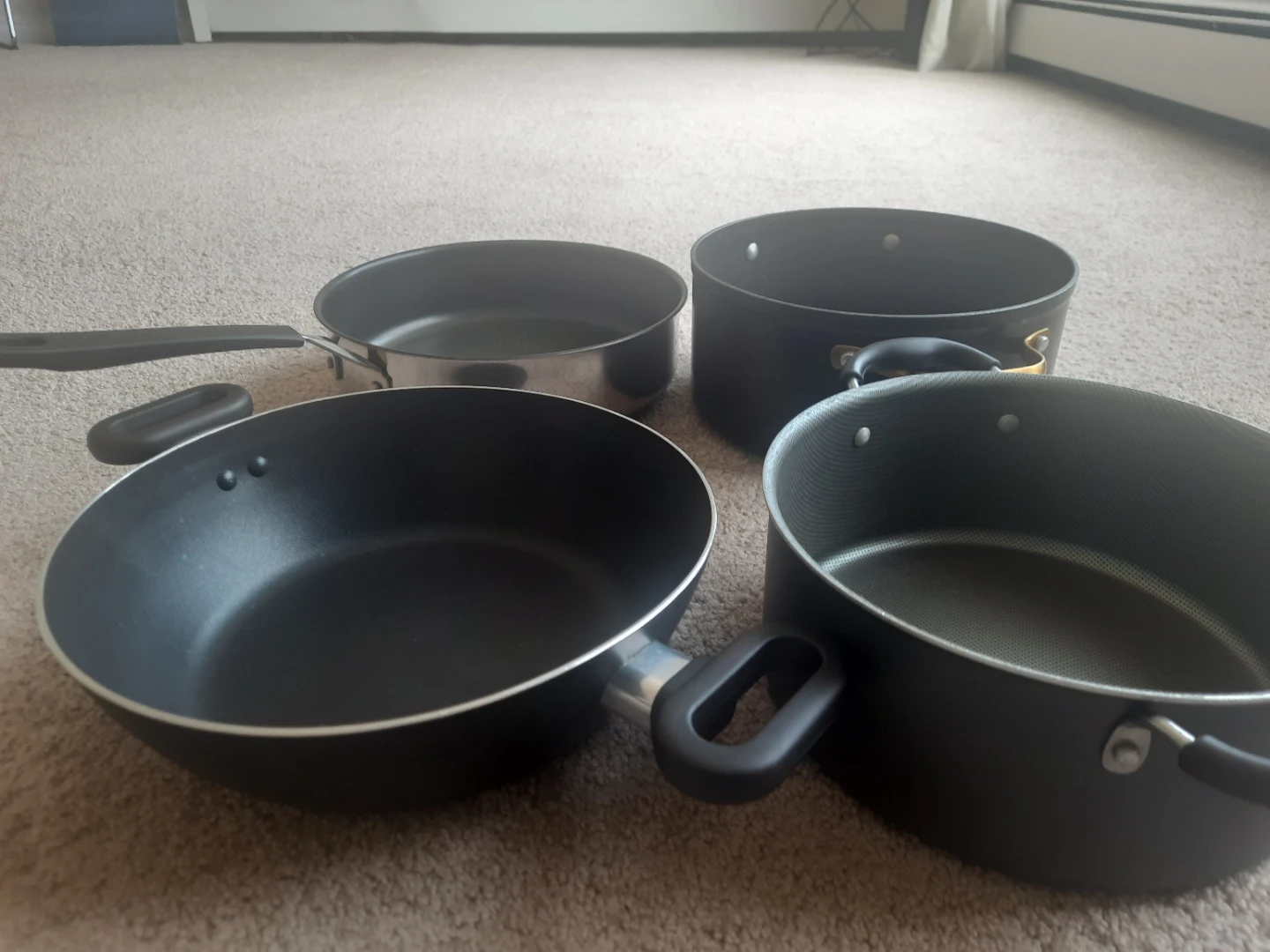 Non-stick Cookware Each $15 - photo 3