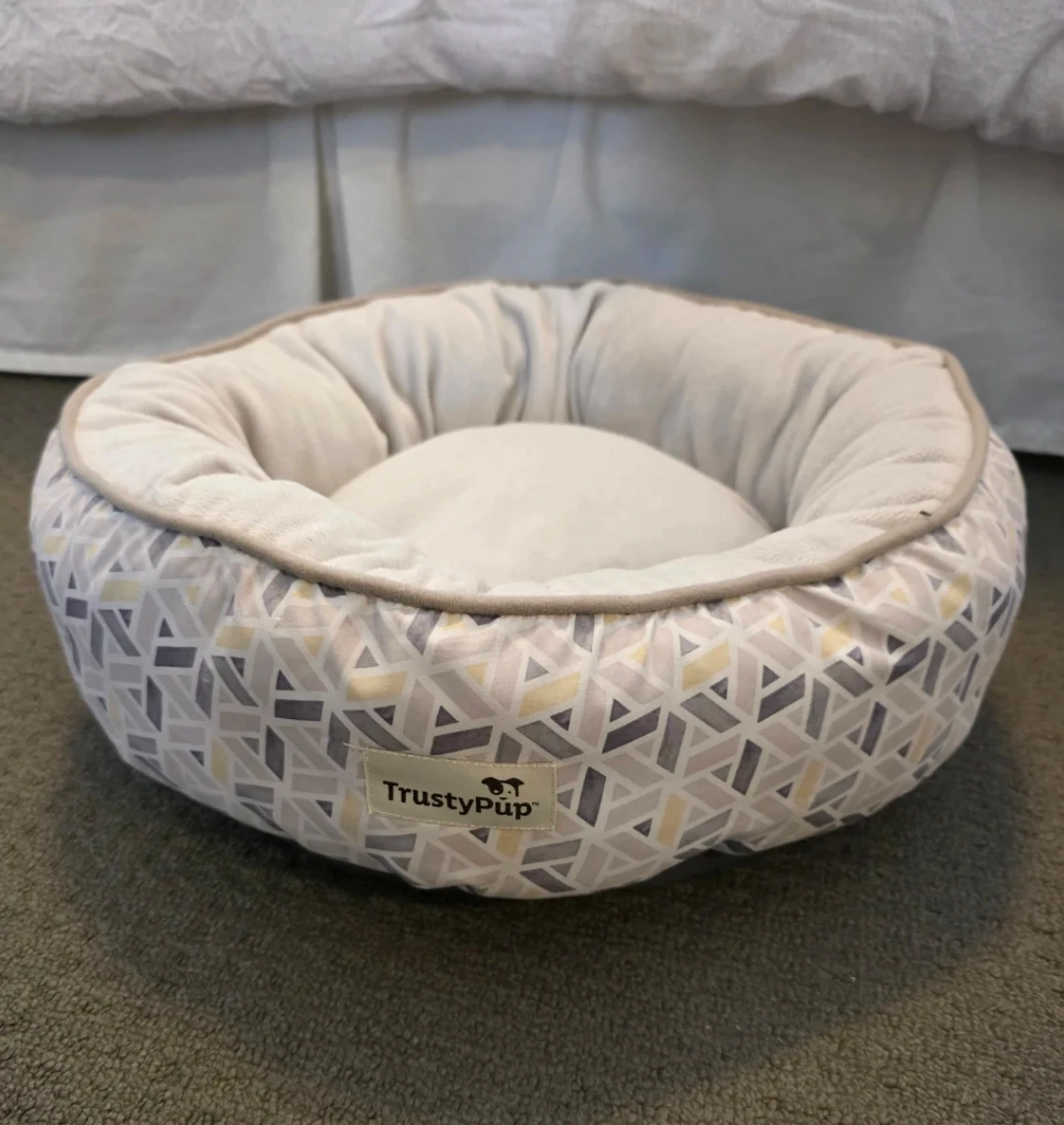 TrustyPup Small Pet Bed - photo 2