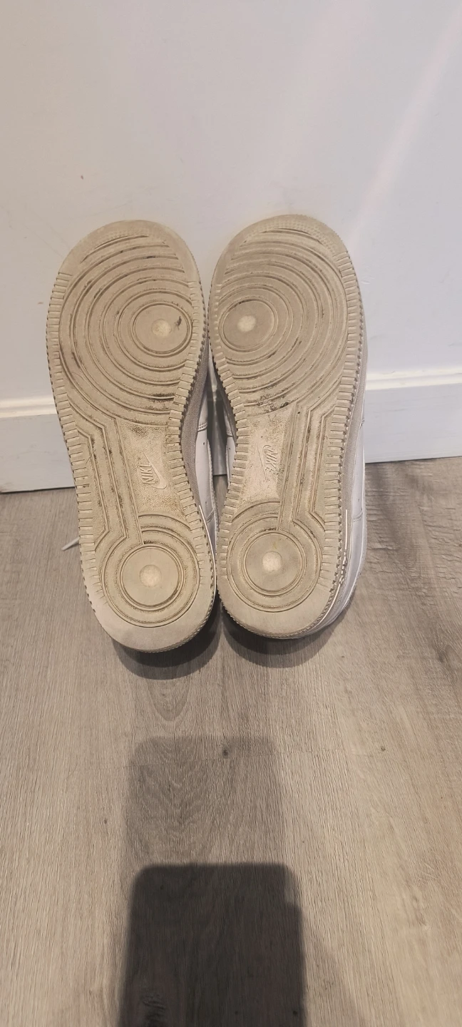 Nike Air Force 1 Low (Size 11) - photo 5