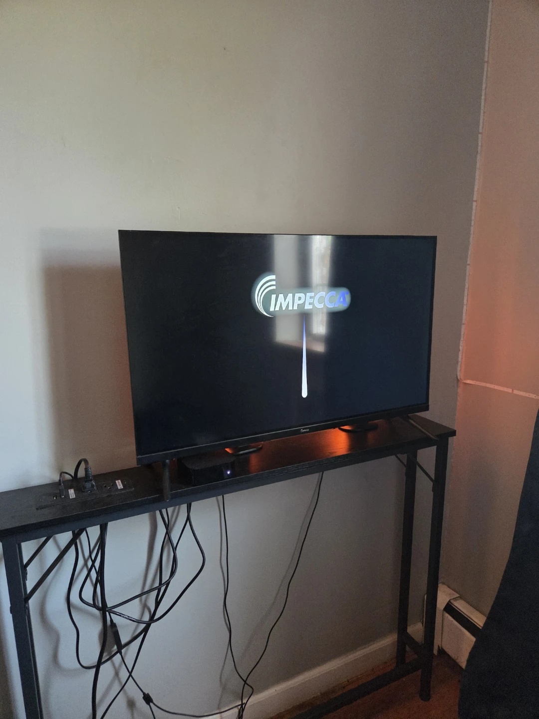 Impecca 32" LED TV