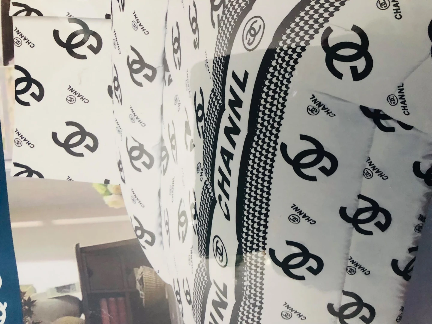 Chanel CC Logo Duvet Cover Set - photo 3