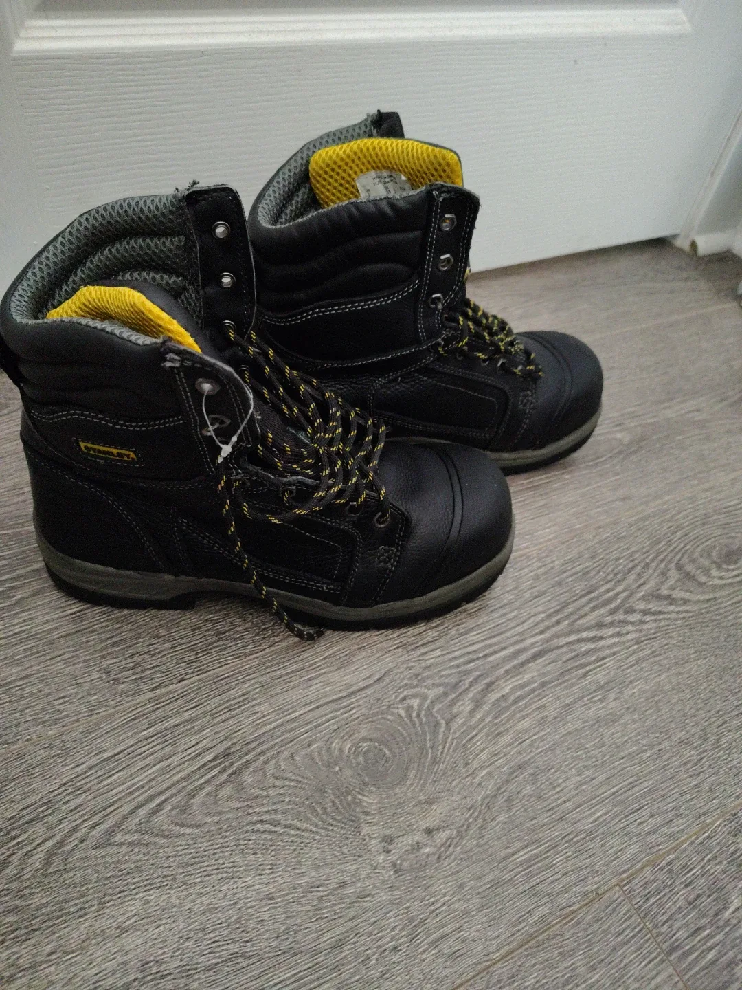 Stanley Insulated Work Boots - photo 2