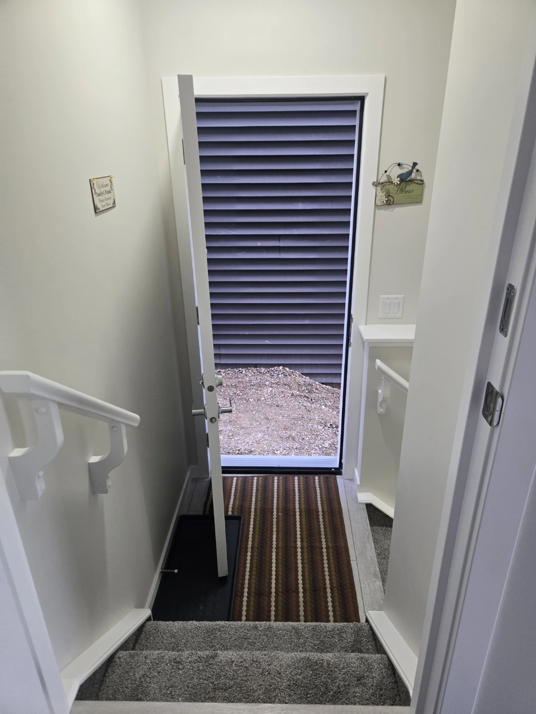 Legal basement suit for rent ( Read description) - photo 3