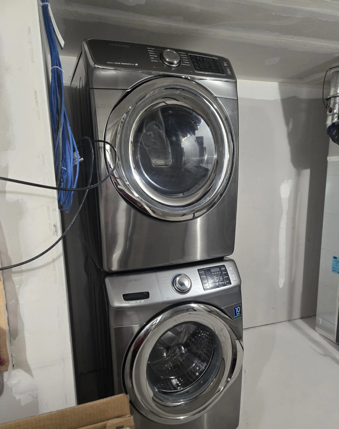 Legal basement suit for rent ( Read description) - photo 5