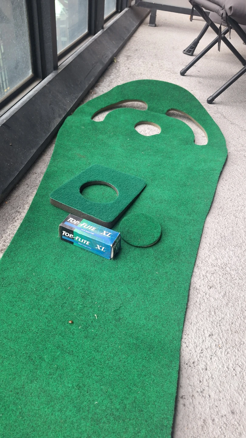 Mini Golf Putting Mat with Hazards - photo 3