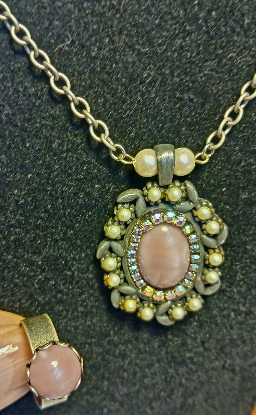 Pink stone Necklace, Earring and ring Set - photo 2
