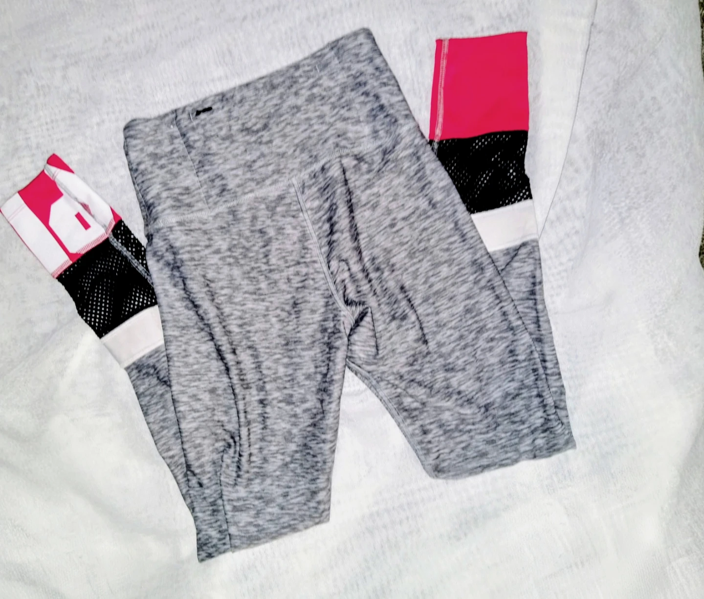 Victoria's Secret Pink Ultimate Grey, Hot Pink Leggings XS - photo 4