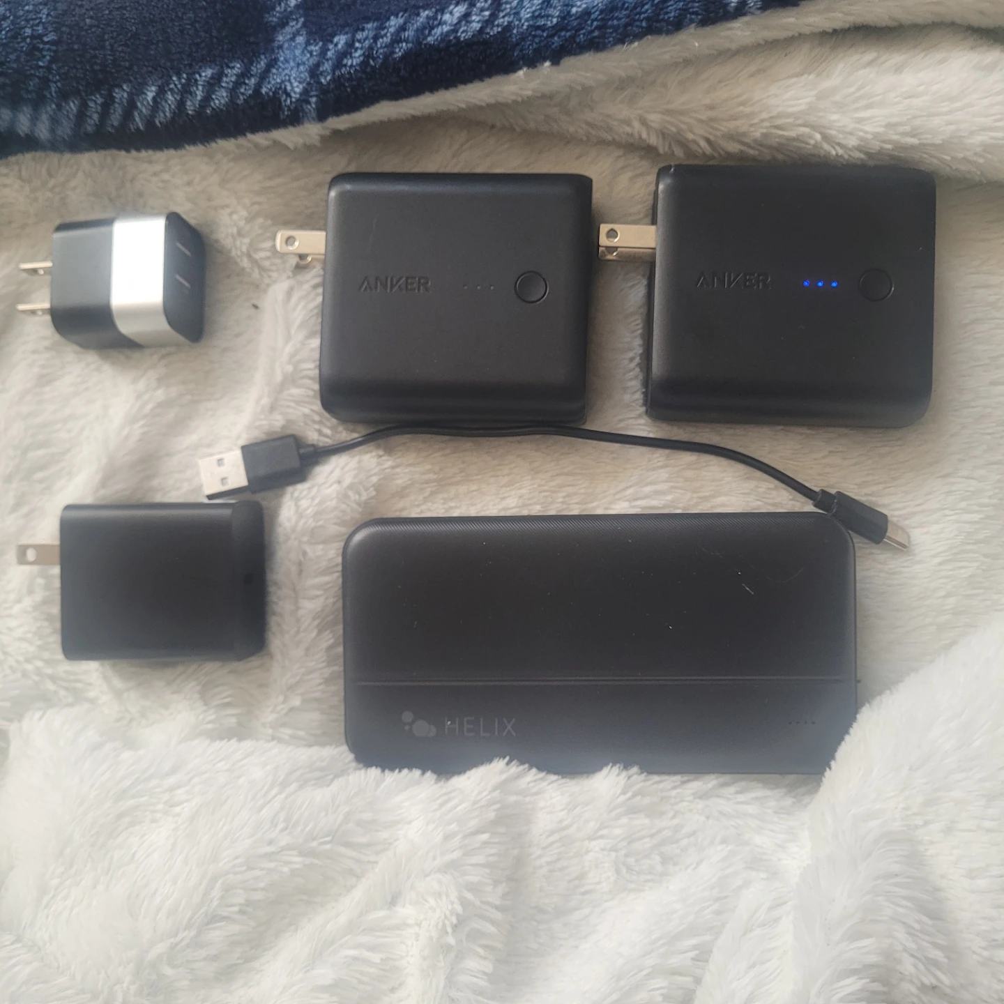Helix 20000mAh Power Bank bundle