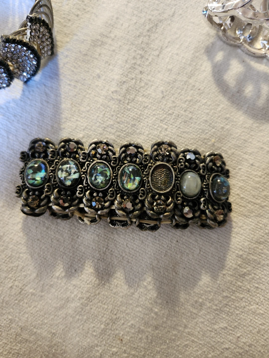 Retro women's bracelets - photo 2
