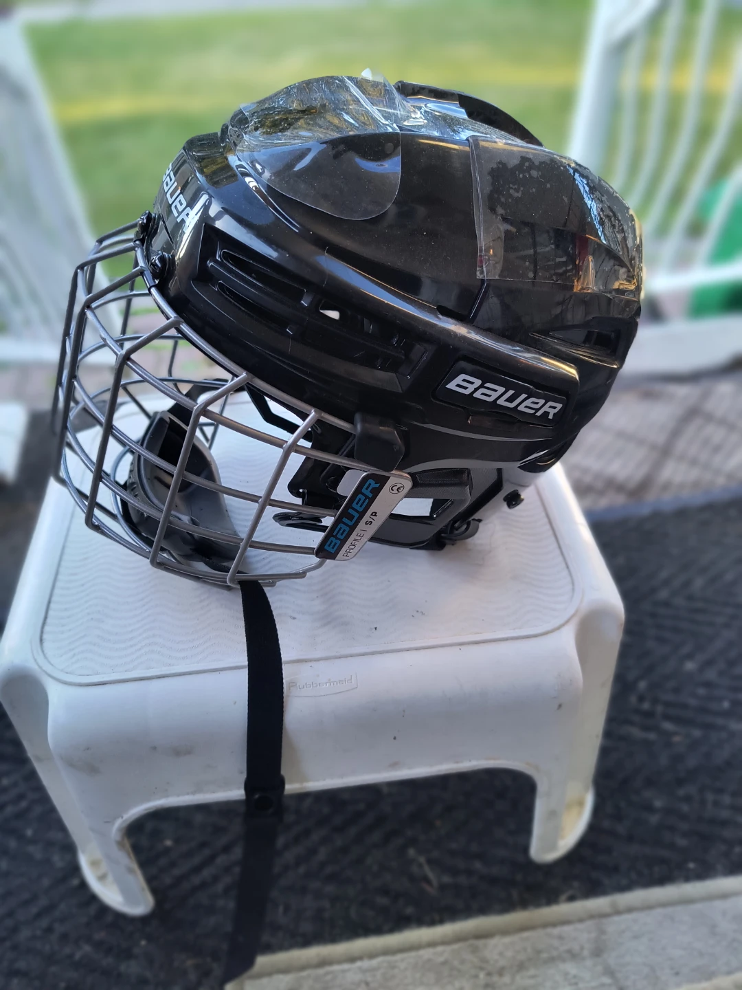 Bauer Hockey Skates and Helmet - photo 4