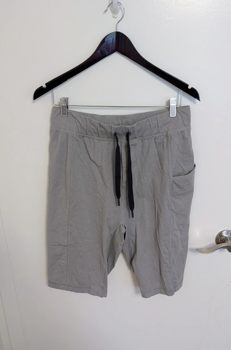 Grey Athletic Shorts Lululemon shorts - Men's Size Medium