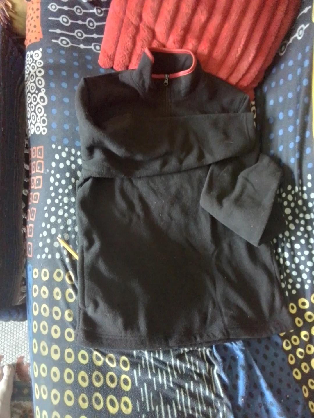 Old Navy Black Fleece Quarter Zip Pullover - photo 5