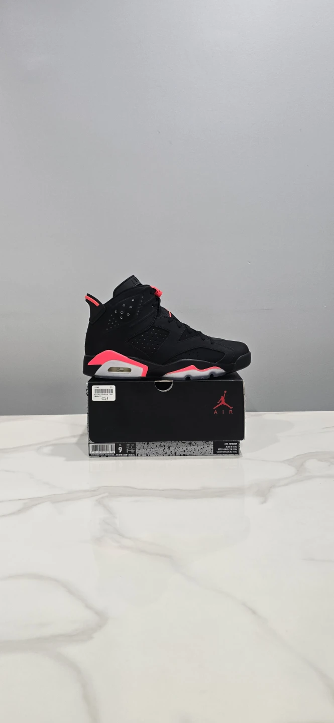 Air Jordan 6 Infrared size 9