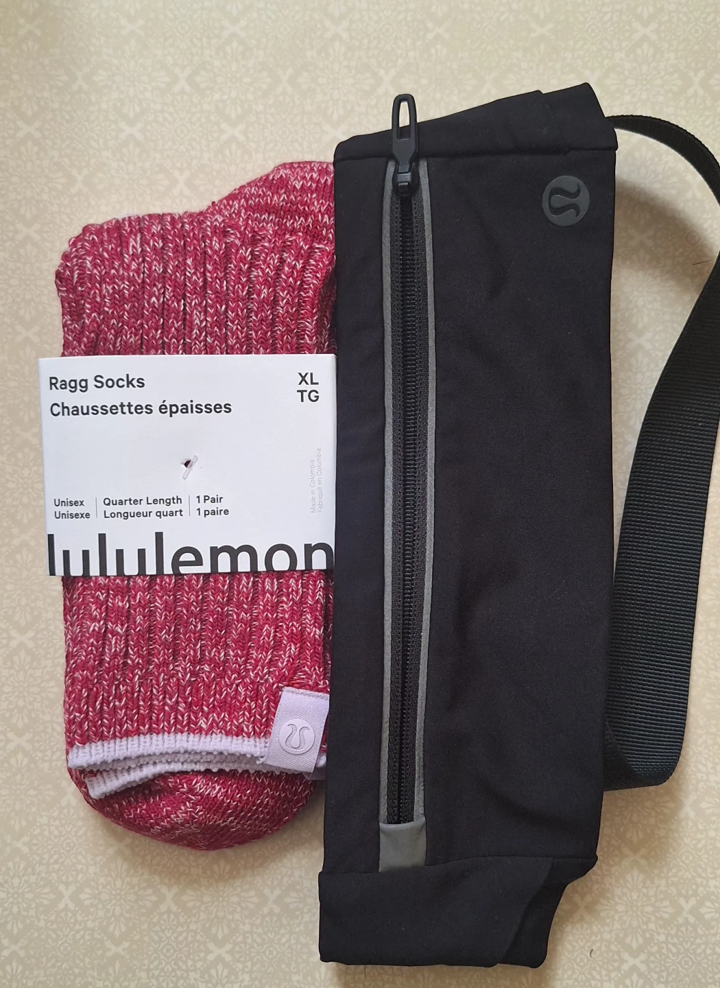 Lululemon Ragg Socks XL & Black Bag