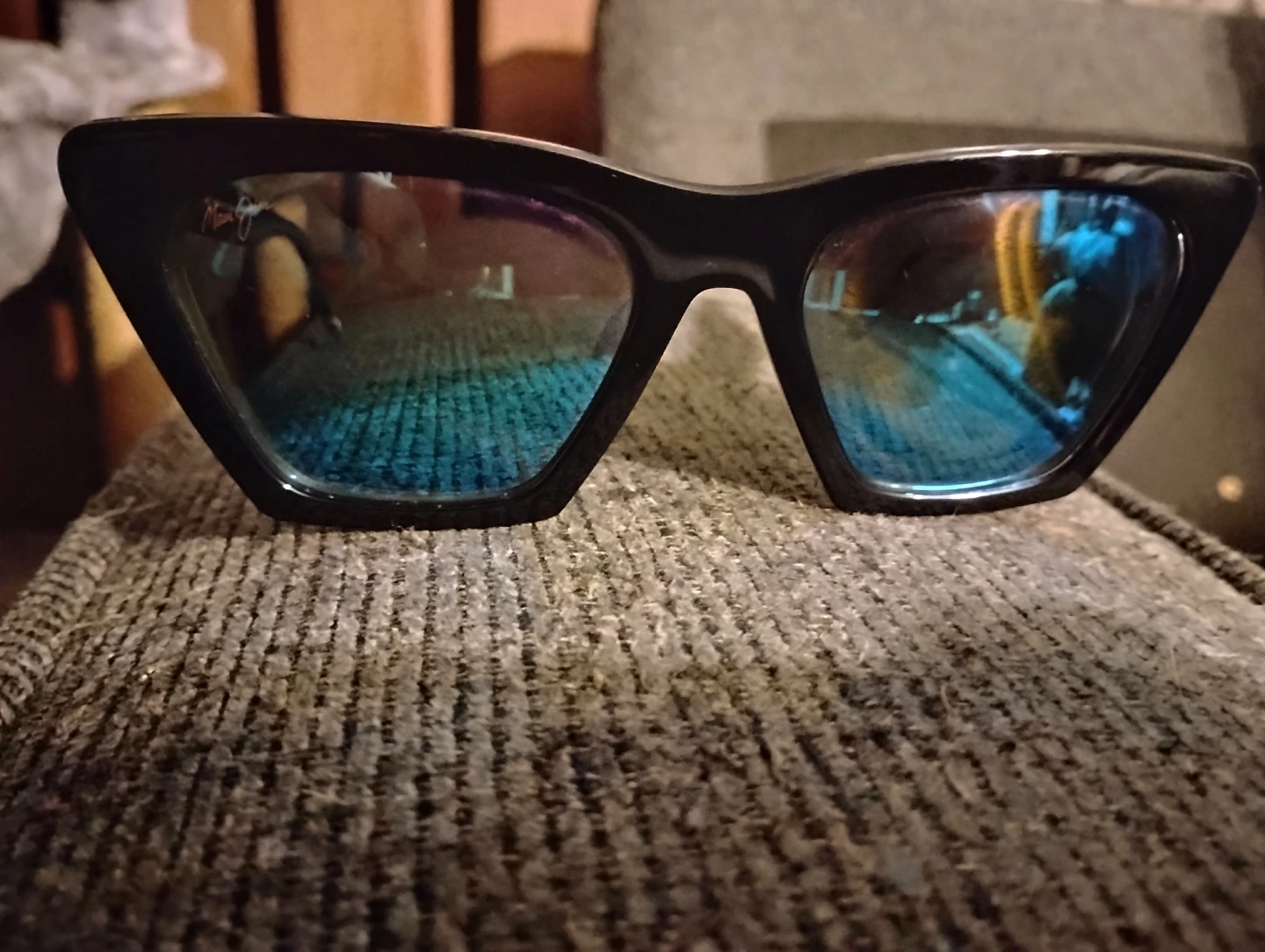 Authentic Maui Jim "Kini Kini" Polarized Sunglasses -MJ 849-02K - photo 2