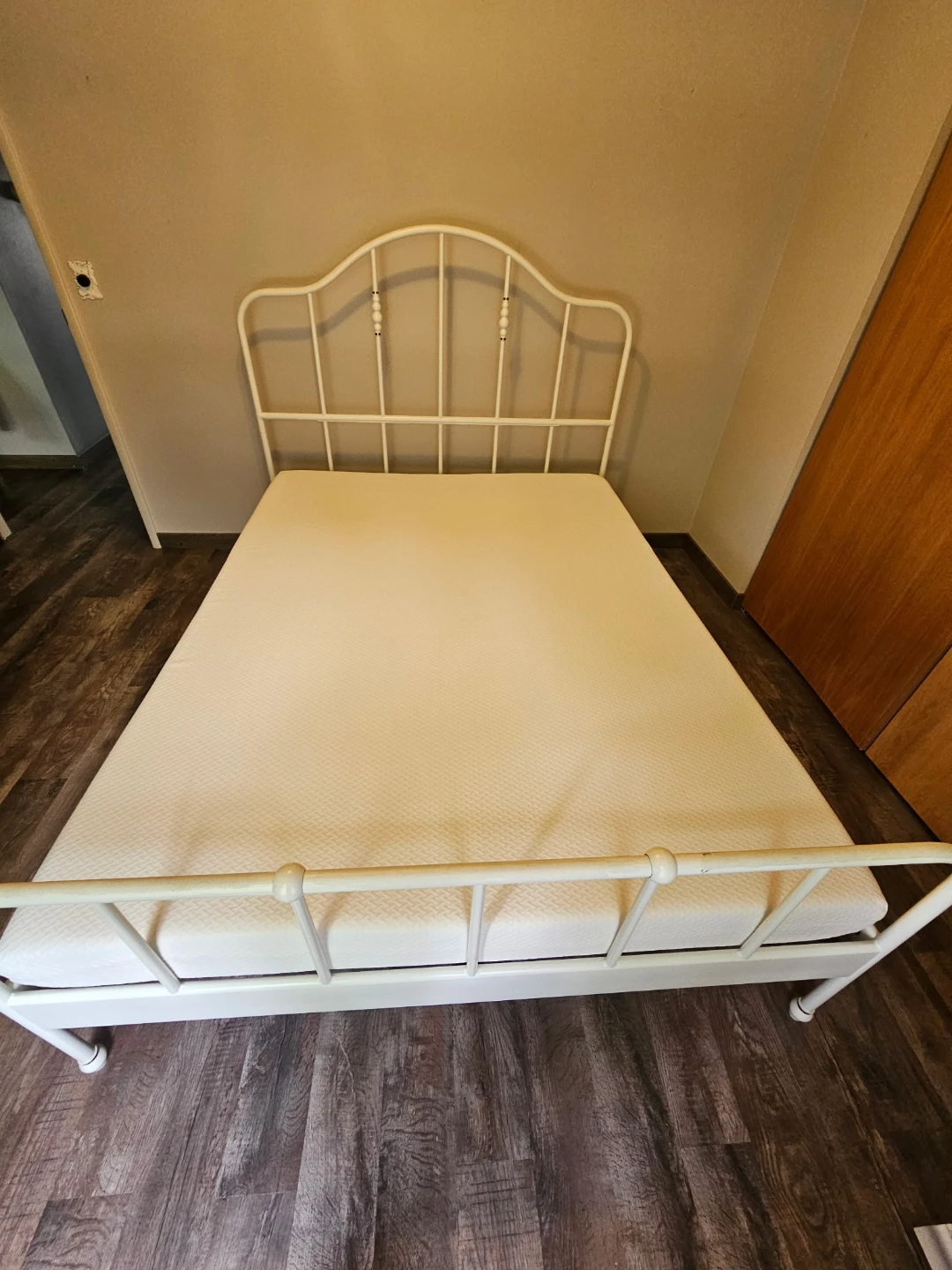 White Metal Twin Bed Frame with Slats