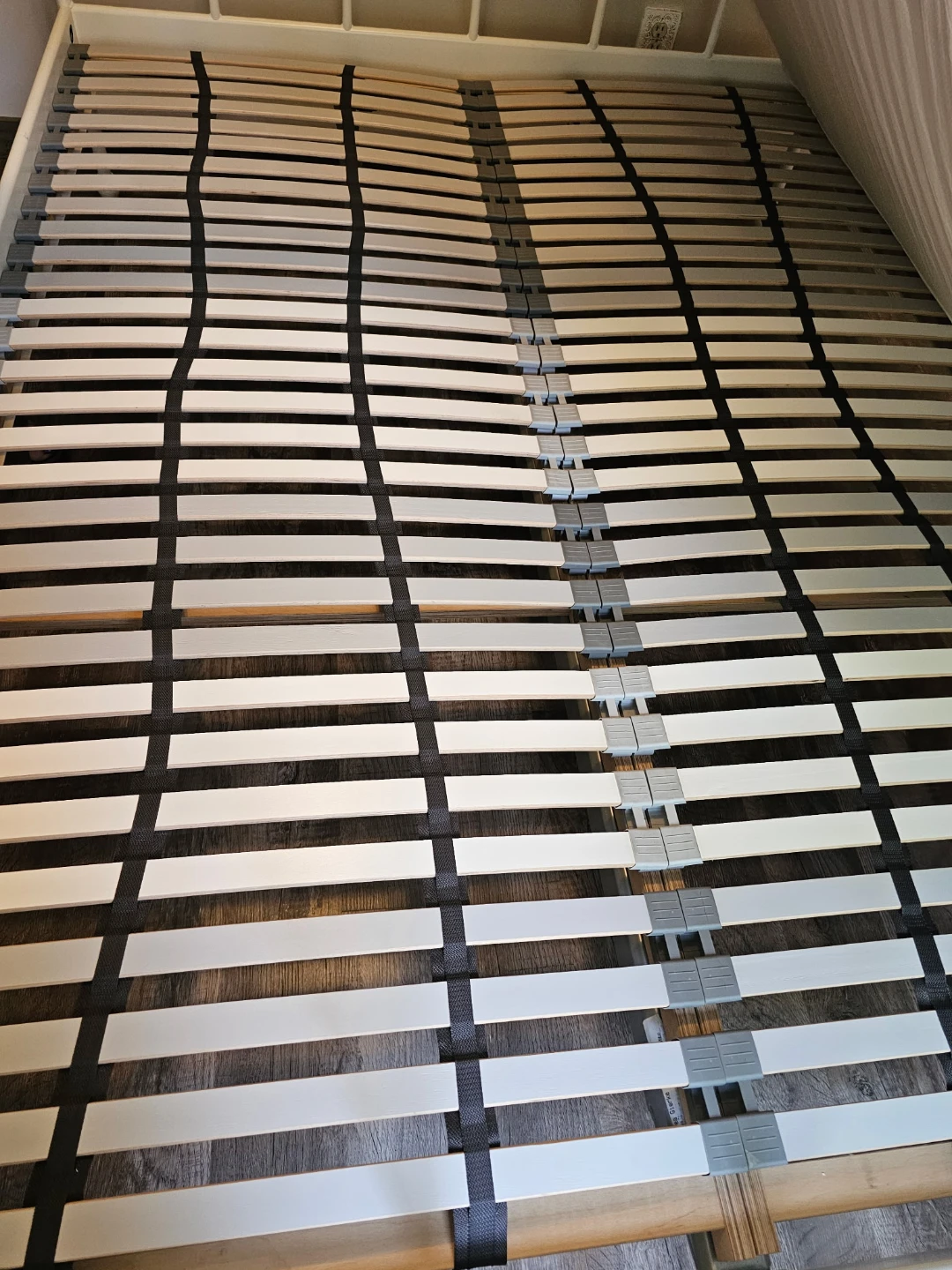 White Metal Twin Bed Frame with Slats - photo 3