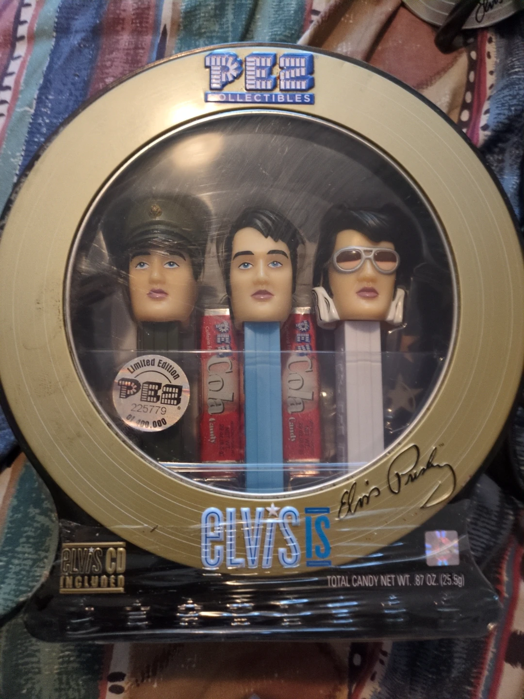 Elvis Presley PEZ Collectibles Tin with CD - photo 5