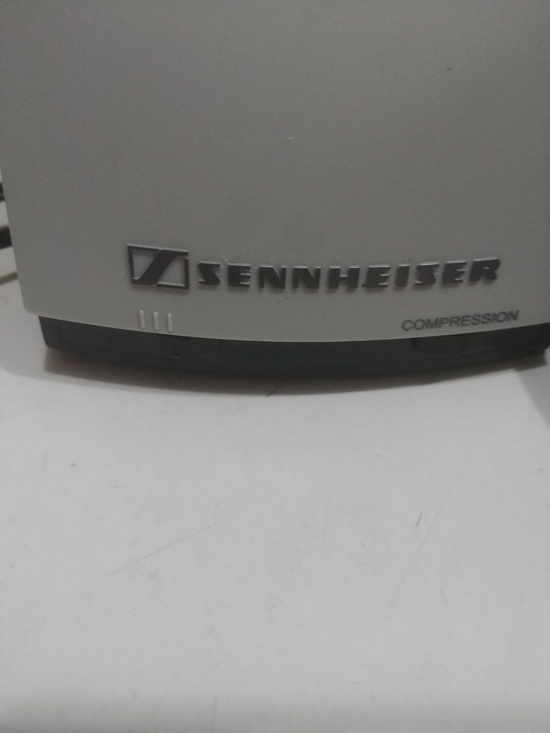 Sennheiser Wireless Over Ear Headphones with Transmitter - photo 2