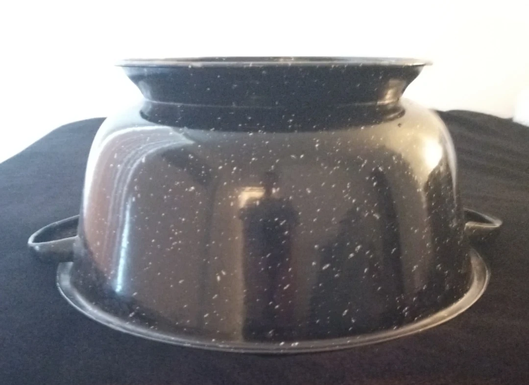 Vintage Bread Making Dish - photo 3