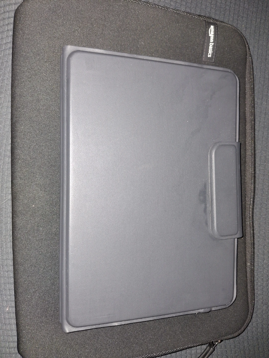Amazon Basics Keyboard Case for Tablet - photo 3