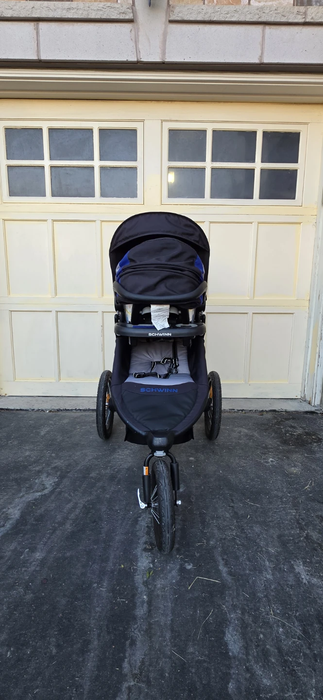 Schwinn Jogging Stroller with Car Seat Adapter - photo 4