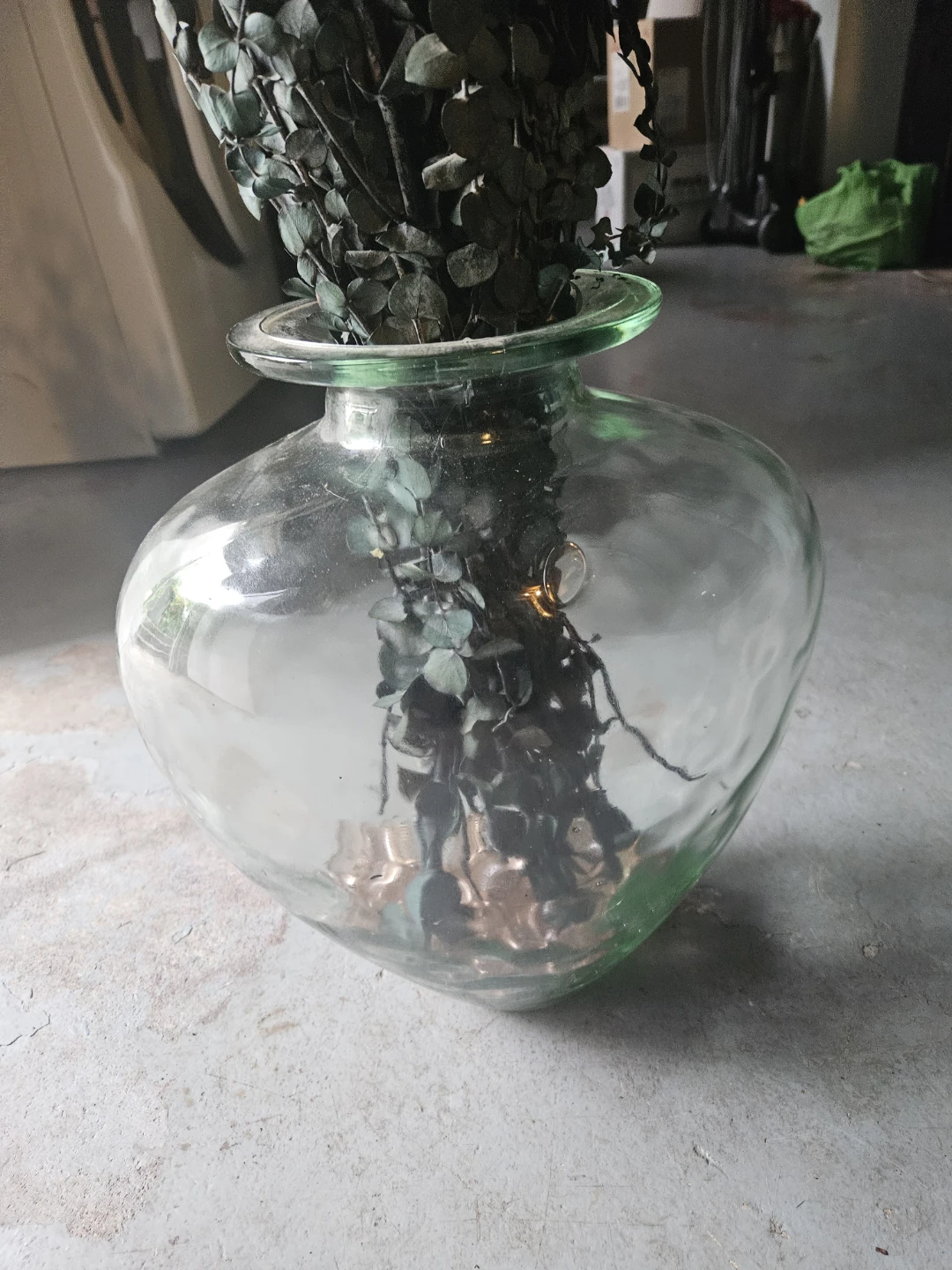 Large Clear Heart-Shaped Glass Vase - photo 4