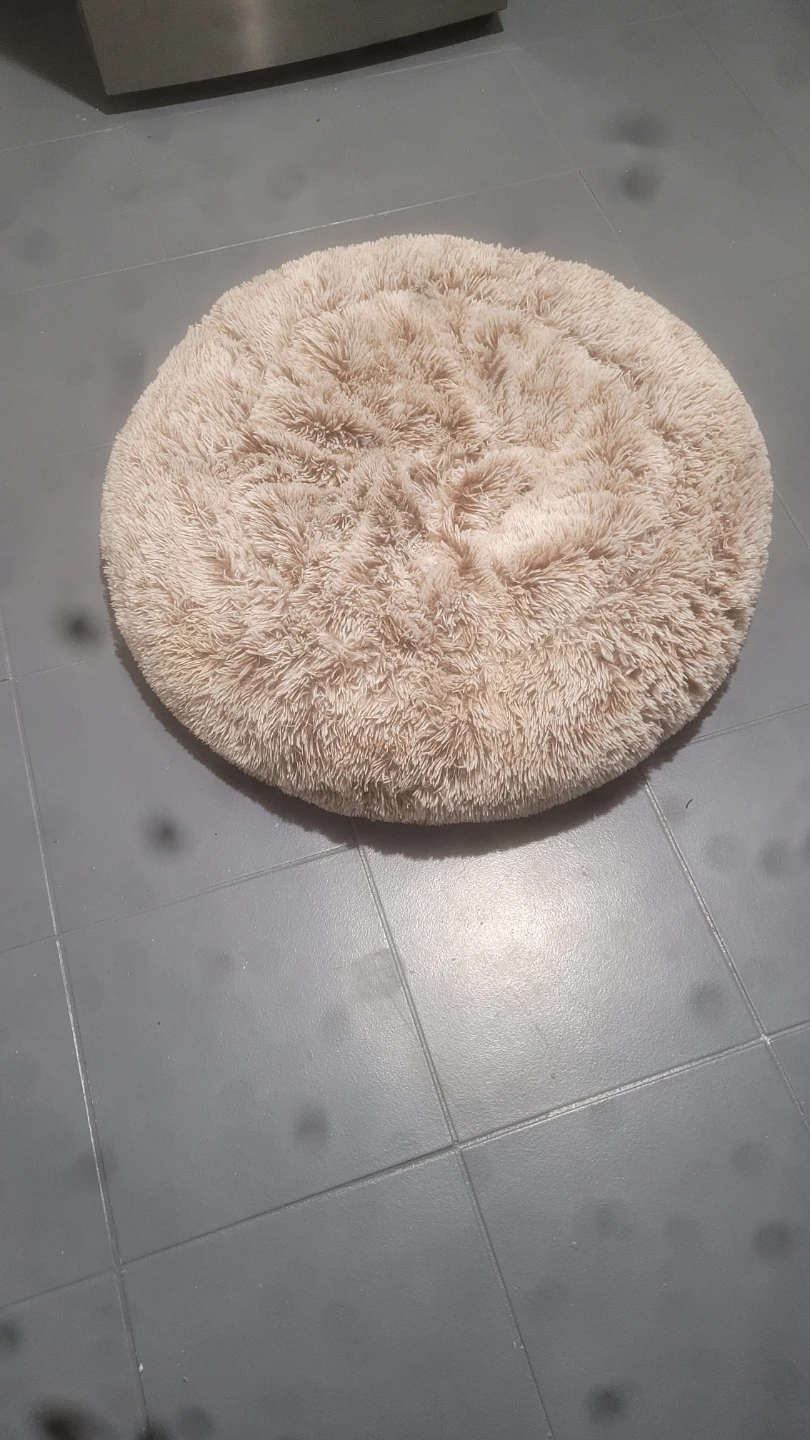 Fluffy Round Pet Bed - photo 3