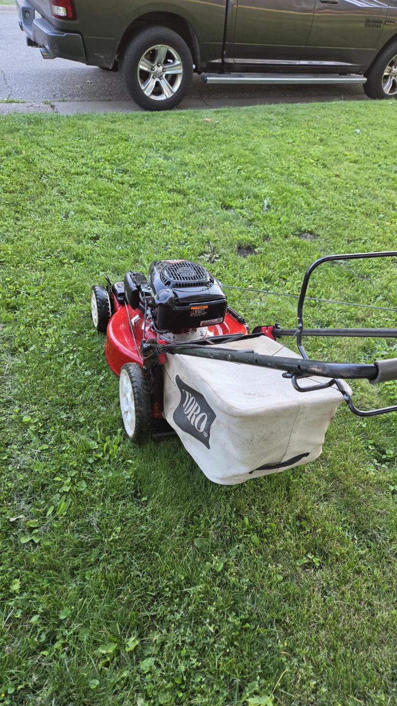 Toro Recycler Lawnmower - photo 4