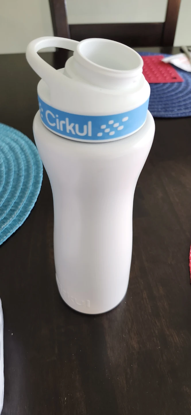 Cirkul Water Bottle with 17 Flavor Cartridges - photo 3