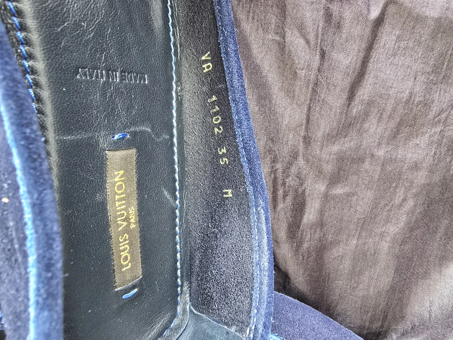 Louis Vuitton Navy Suede Ballet Flats - Size 35 - photo 2