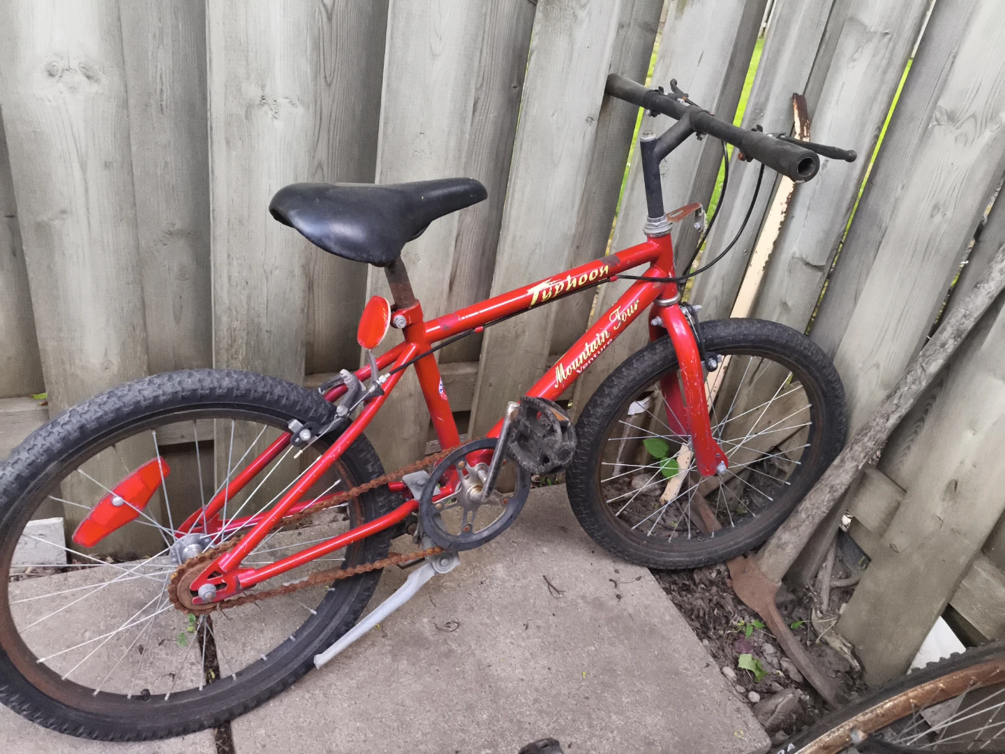 Kid Red Typhoon Mountain Tour Bicycle