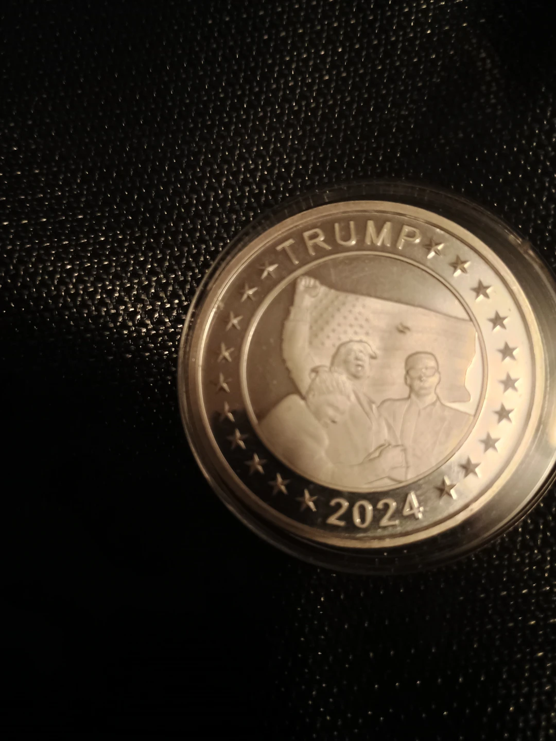 Trump 2024 One Troy Ounce .999 Fine Silver Coin - photo 5