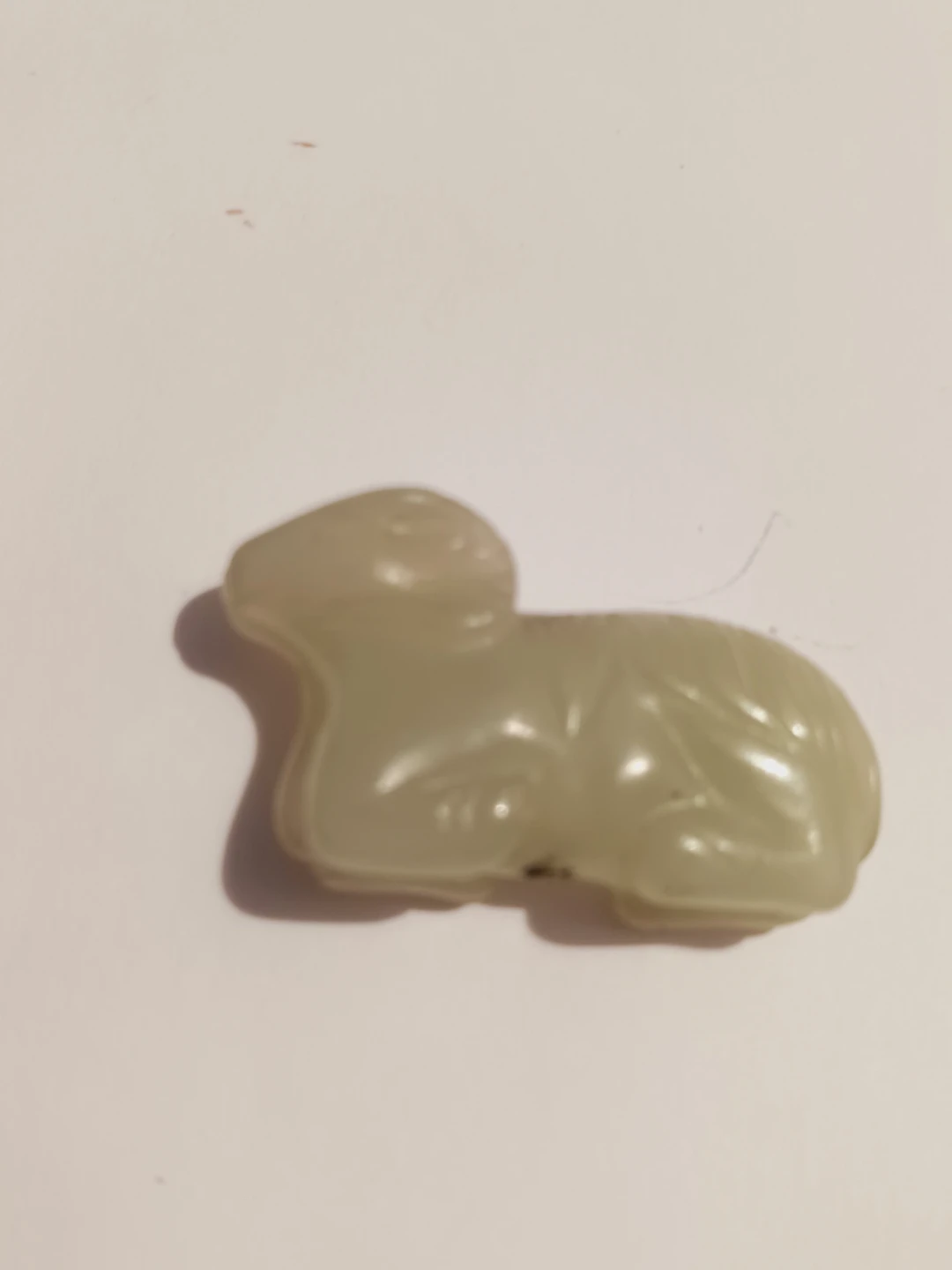Carved Jade Lamb Pendant - photo 3