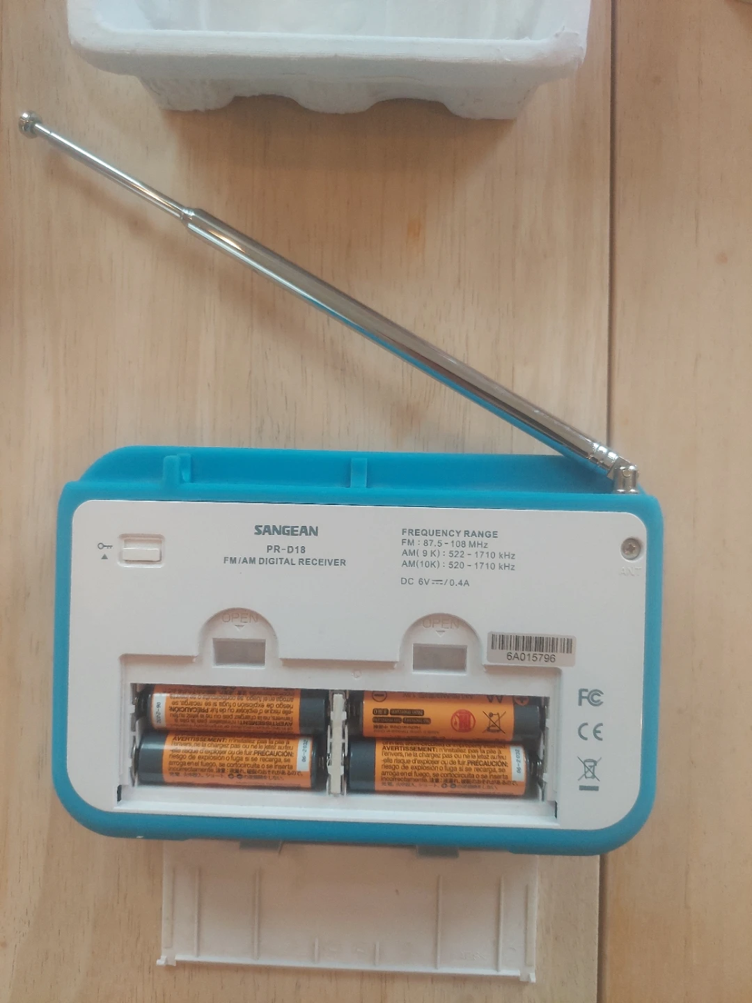 Sangean PR-D18 AM/FM Digital Tuning Portable Receiver - photo 4