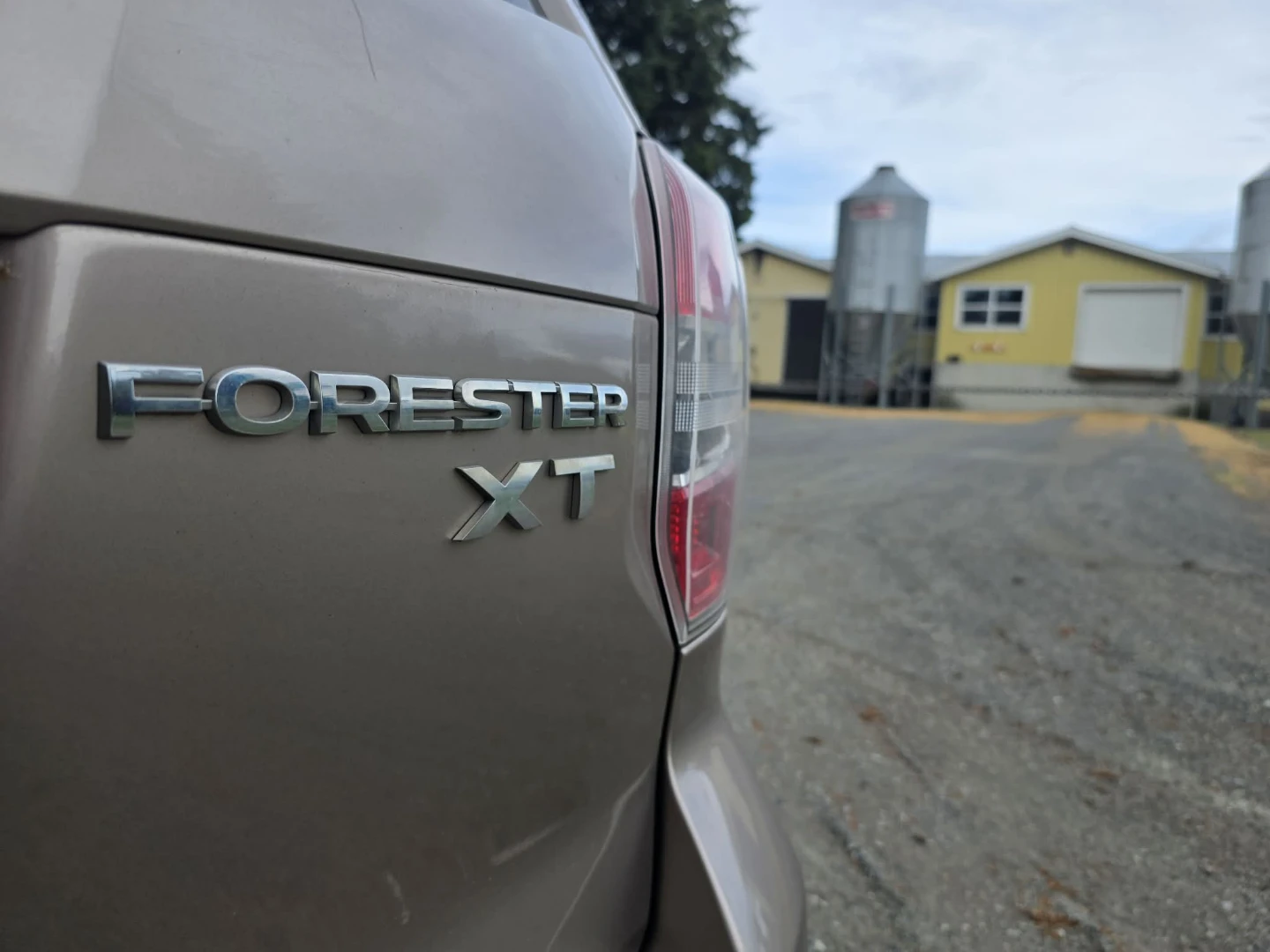 Subaru Forester XT SUV - photo 4