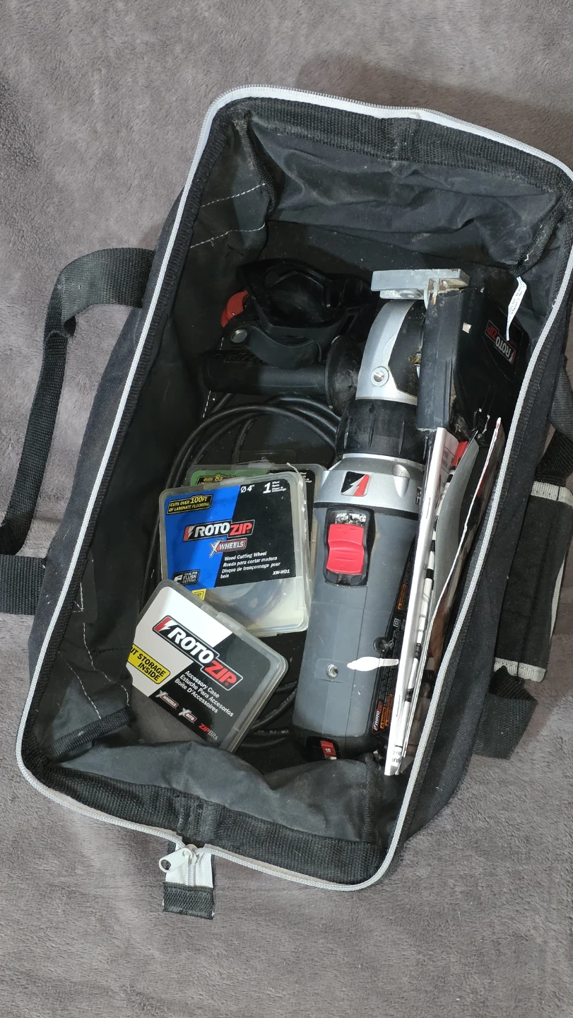 RotoZip Tool with Accessories and Cutting Wheels