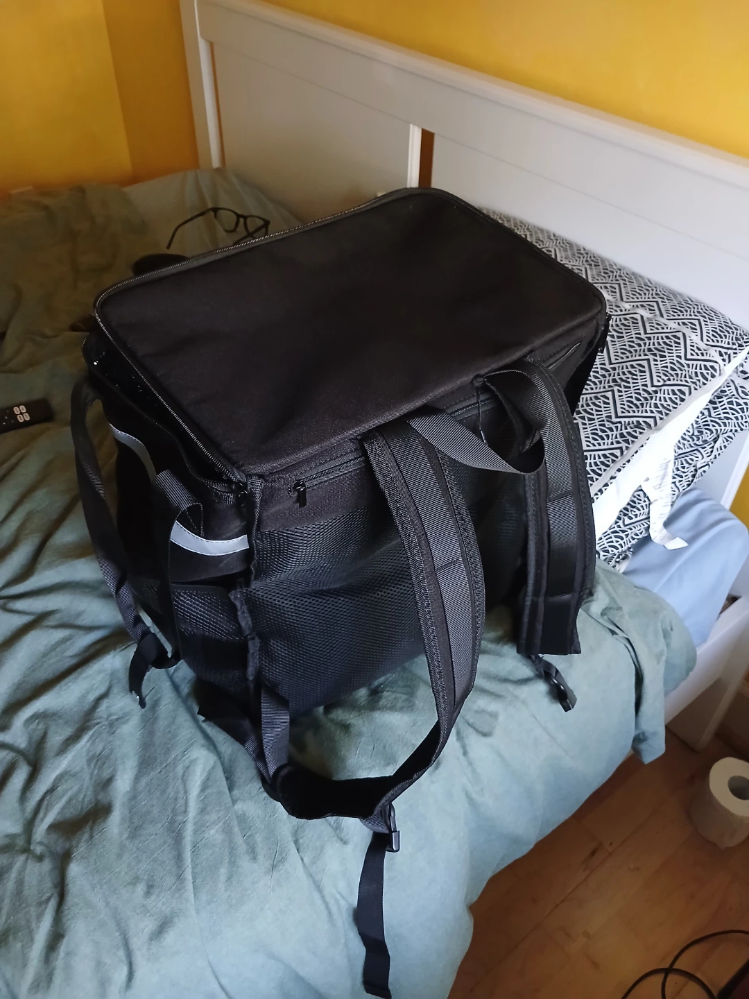 Black Insulated Delivery Backpack - photo 3