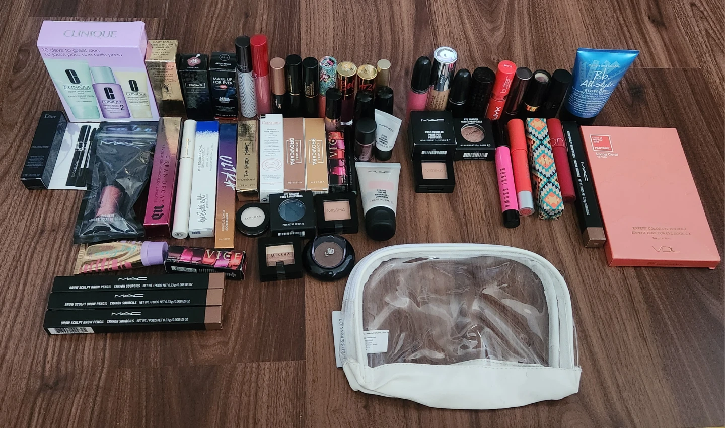 ⚽️ Bundle: Assorted Makeup Collection