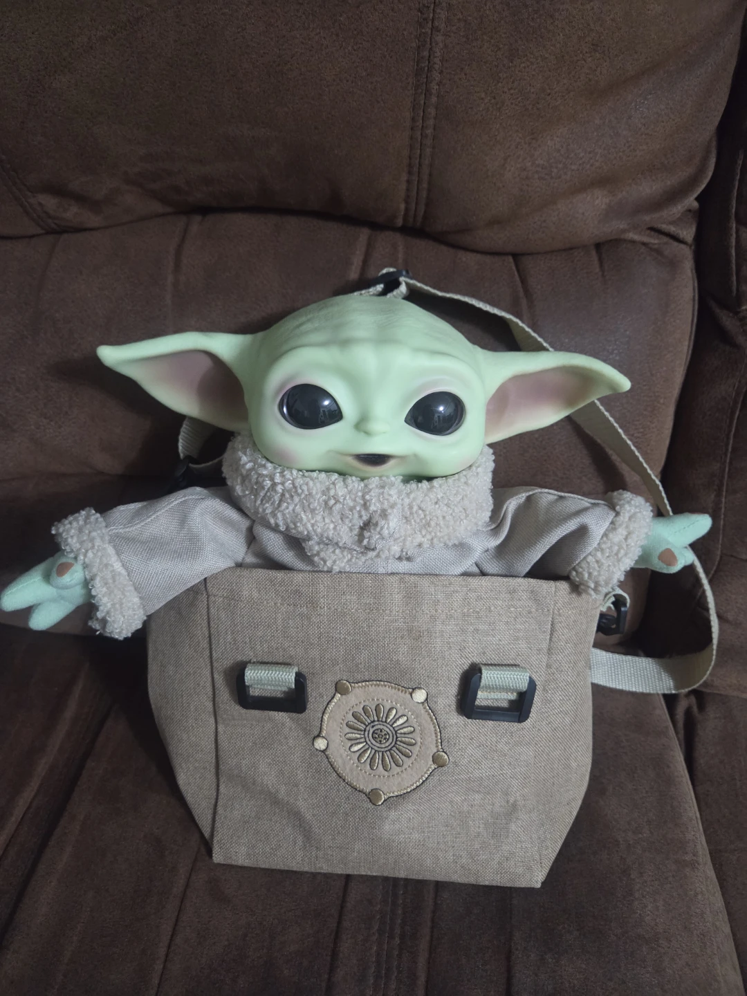 Star Wars Grogu (Baby Yoda) Voice Plush with Carrier and sound - photo 5