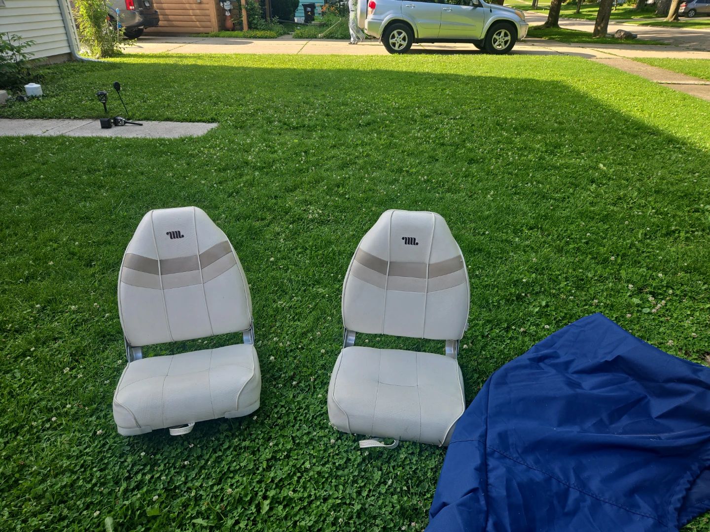 Pair of Boat Seats - photo 2