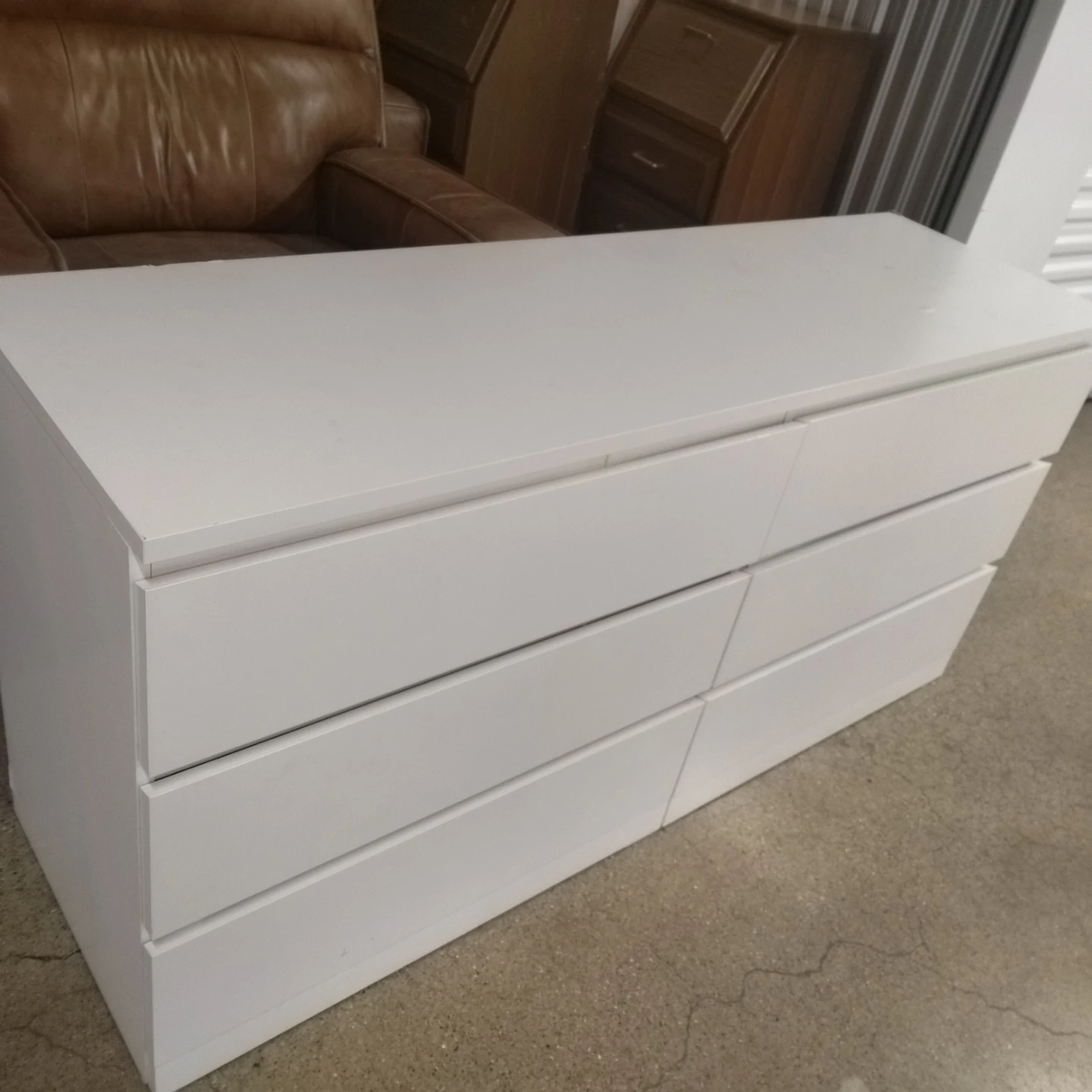 Dresser