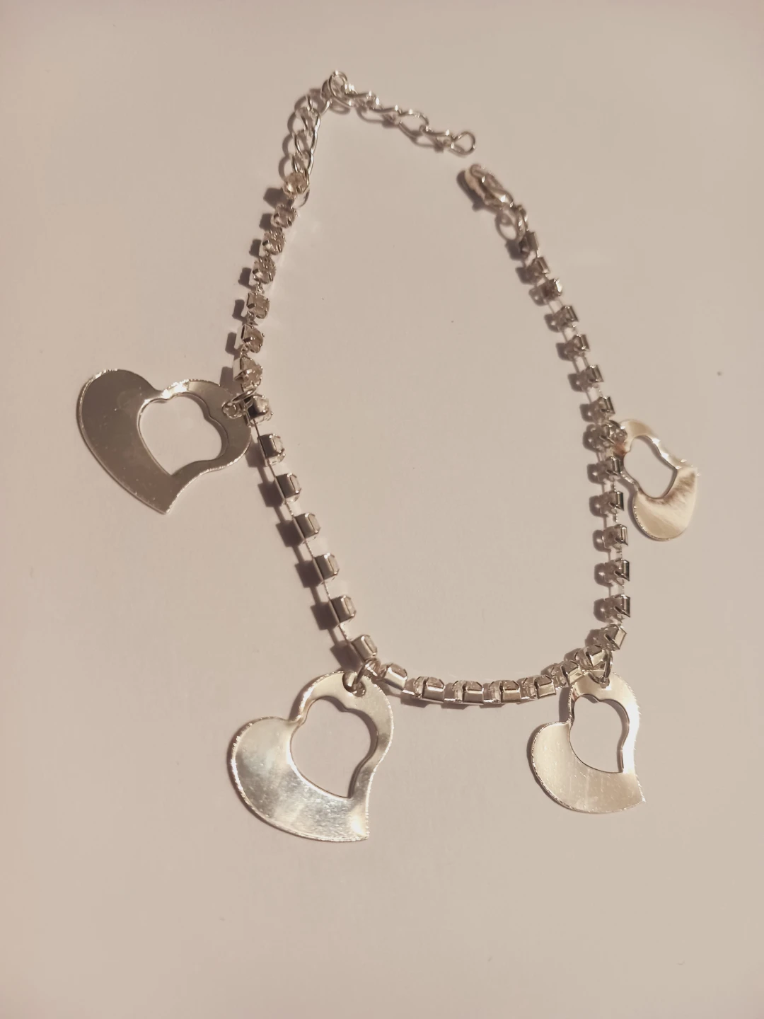 New !! Silver Tone Heart Charm Bracelet