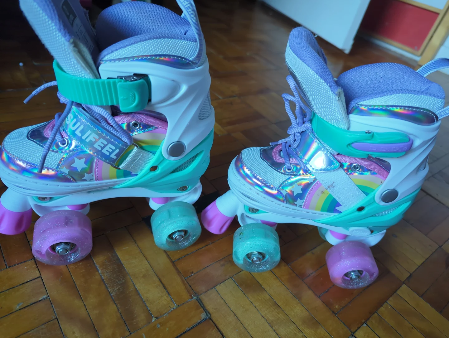 SULIFEEL Kids Adjustable Roller Skates EU 28-31