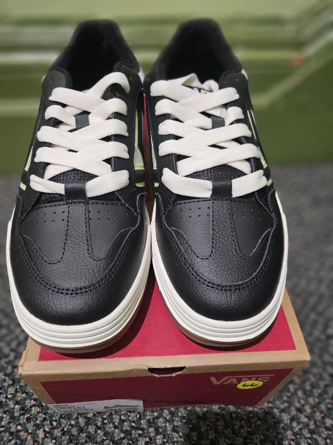 Vans Upland Black "10.0" Skate Shoes - photo 5